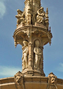 The Sentries, Doulton Fountain